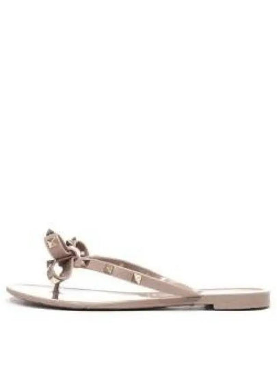 Rockstud Rubber Thong Slippers Beige - VALENTINO - BALAAN 2