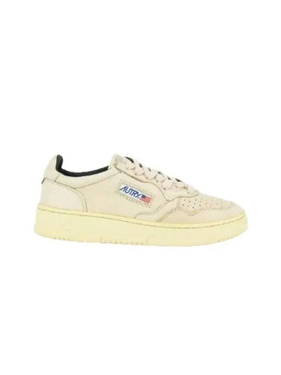 Women's Medalist Goatskin Low Top Sneakers Ivory - AUTRY - BALAAN 2