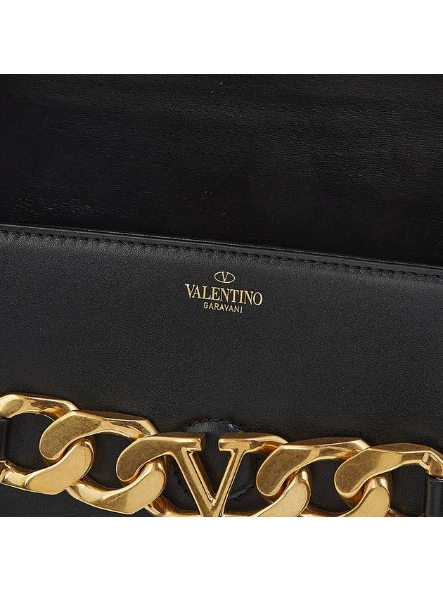 V Logo Chain Metal Cross Bag Black - VALENTINO - BALAAN 11