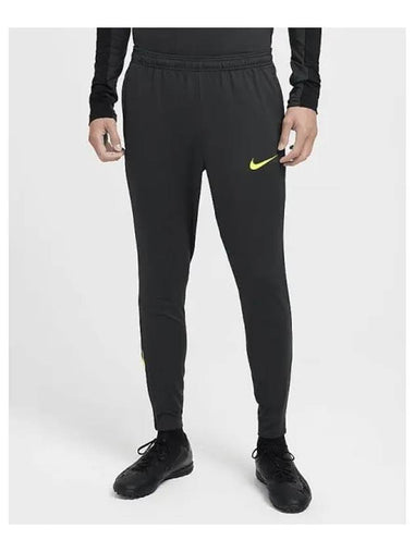 Strike Men s Dry Fit Soccer Pants Anthracite Bolt FN2406 060 709802 - NIKE - BALAAN 1