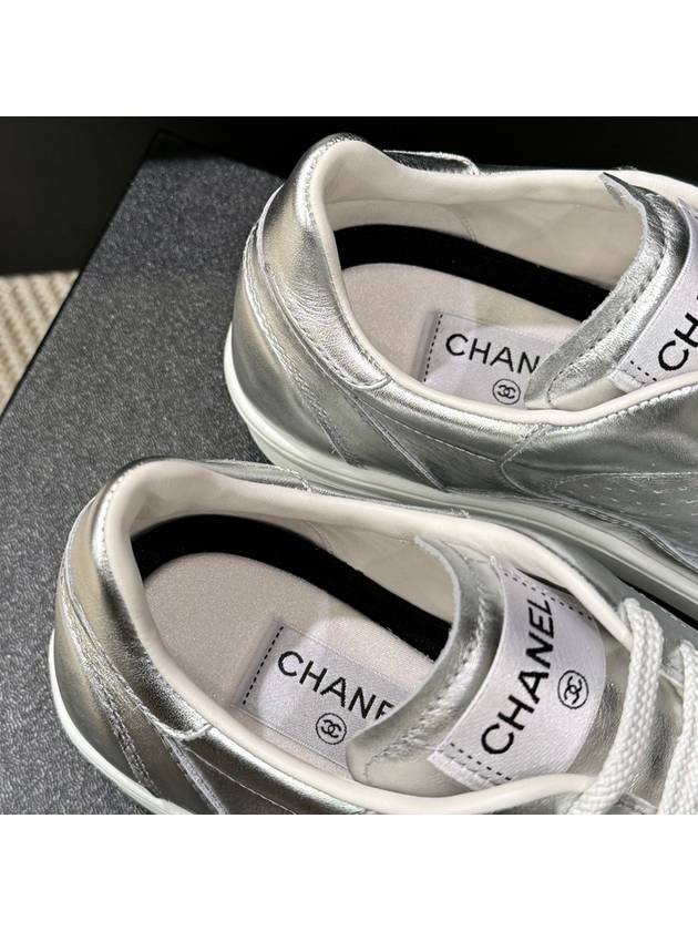 Men's Sneakers Silver Force CC Logo - CHANEL - BALAAN 6