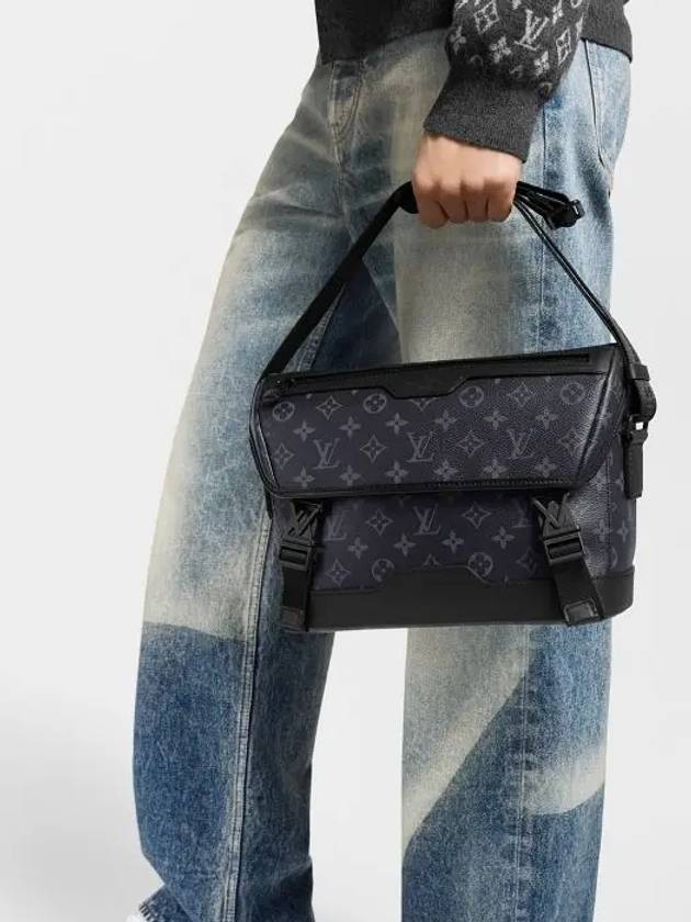 Voyager Messenger Bag Grey - LOUIS VUITTON - BALAAN 5