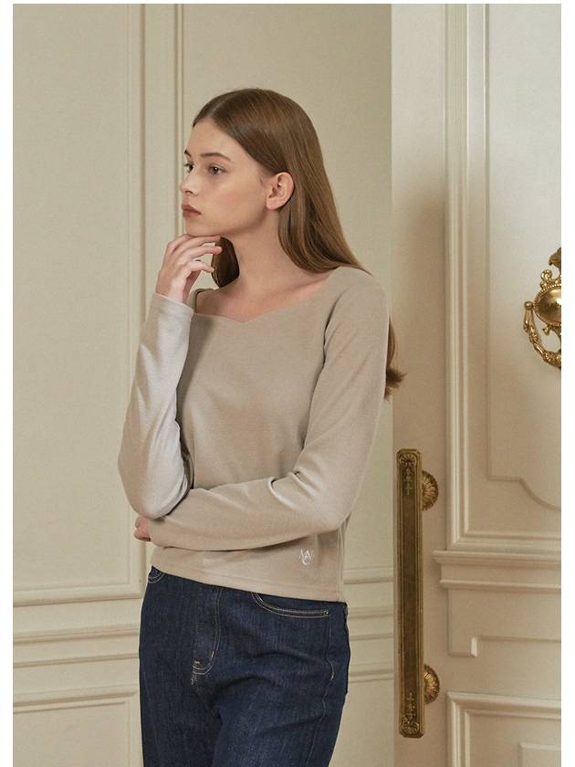 Women Ivy Heart Neck Long Sleeve T-Shirt Beige - MICANE - BALAAN 4