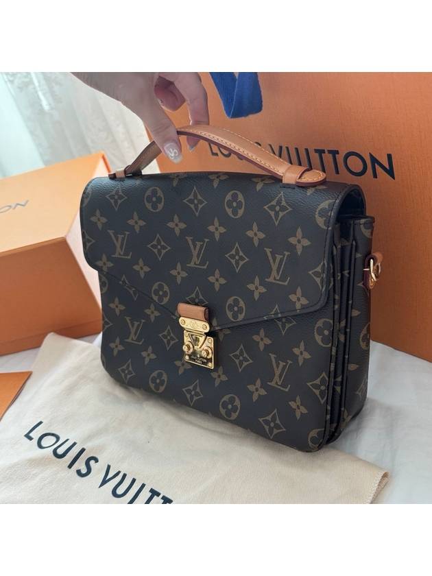 Pochette Metis Monogram Cross Bag - LOUIS VUITTON - BALAAN 4