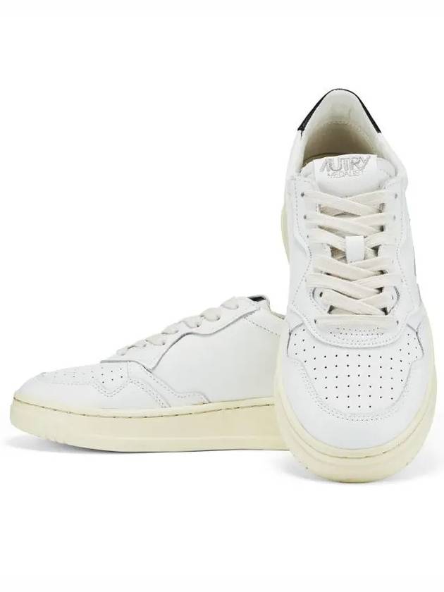 Medalist Black Tab Low Top Sneakers White - AUTRY - BALAAN 5