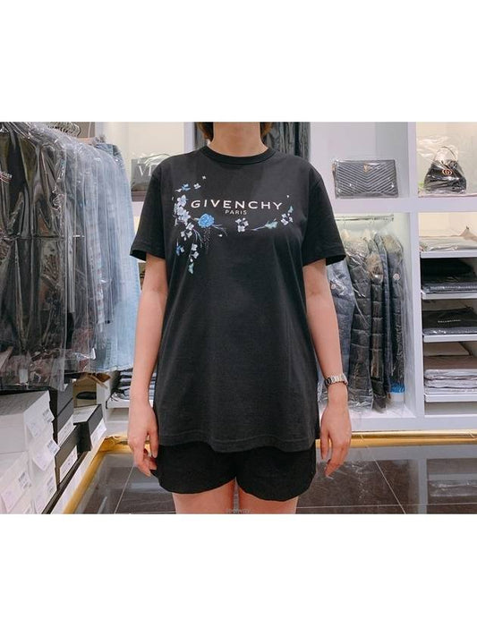 Cotton Logo Floral Short Sleeve T-Shirt Black - GIVENCHY - BALAAN.