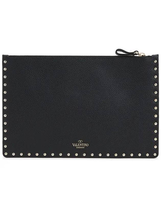 Rockstud Pebble Leather Clutch Bag Black - VALENTINO - BALAAN 1