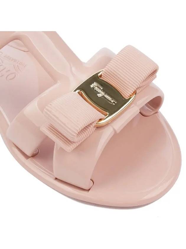 Lylia Sandals Powder - SALVATORE FERRAGAMO - BALAAN 5