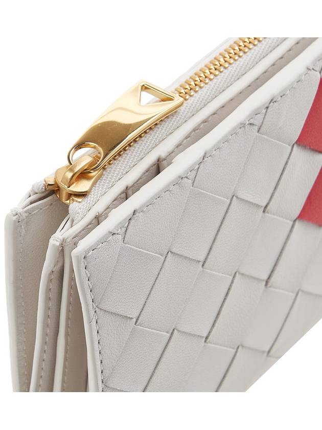 Intrecciato Heart Detail Leather Half Wallet White - BOTTEGA VENETA - BALAAN 8