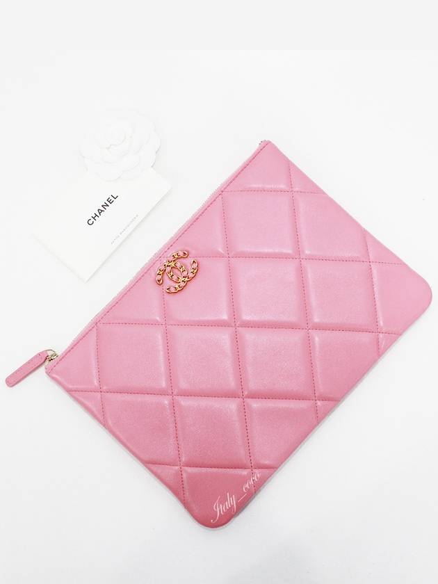 19 Lambskin Medium Clutch Bag Pink - CHANEL - BALAAN 7