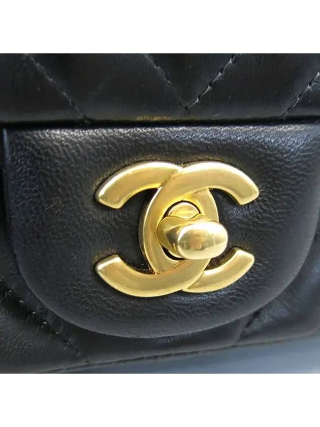 A35200 shoulder bag - CHANEL - BALAAN 5