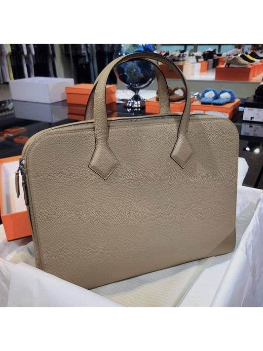 Victoria Light Briefcase Togo Palladium Hardware Beige Marfa H076567CK8Q - HERMES - BALAAN 2