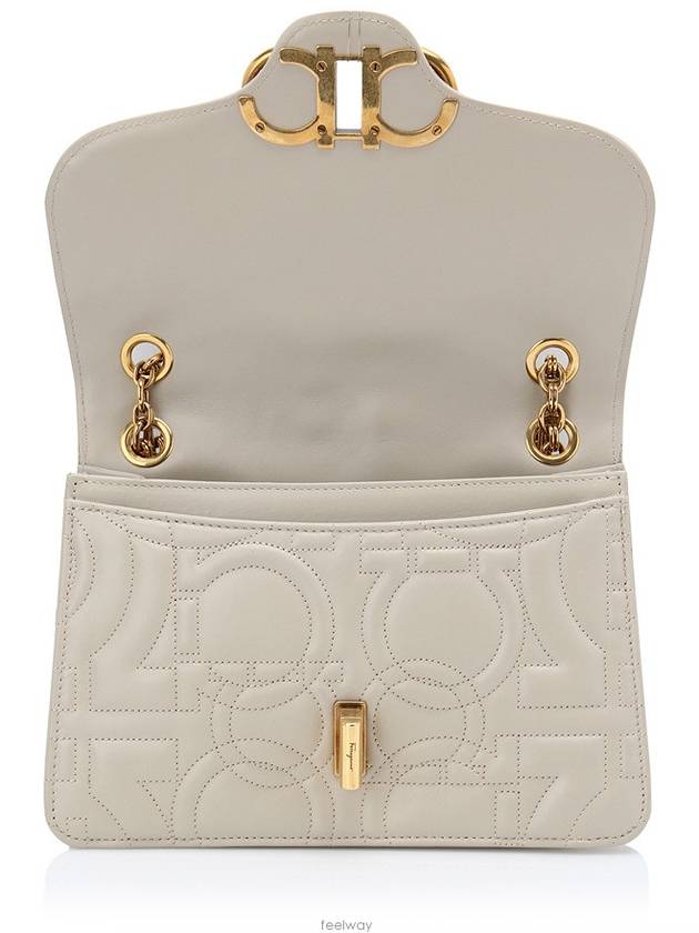 women shoulder bag - SALVATORE FERRAGAMO - BALAAN 8