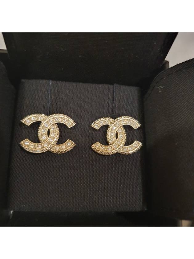 CC Logo Earrings Metal Diamante Gold Crystal Women A86504 - CHANEL - BALAAN 5