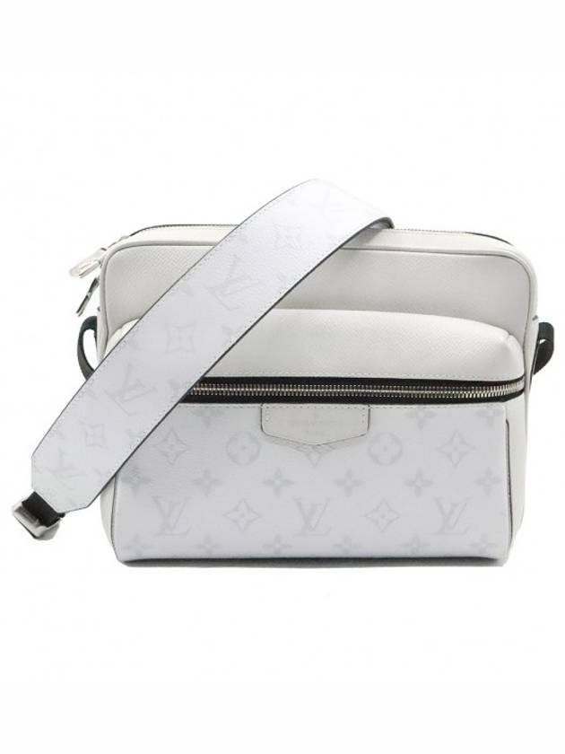 Women s Louis Vuitton M30243 Silver Monogram Antartica Outdoor Messenger Cross Bag gt Gangbuk used luxury goods - LOUIS VUITTON - BALAAN 1