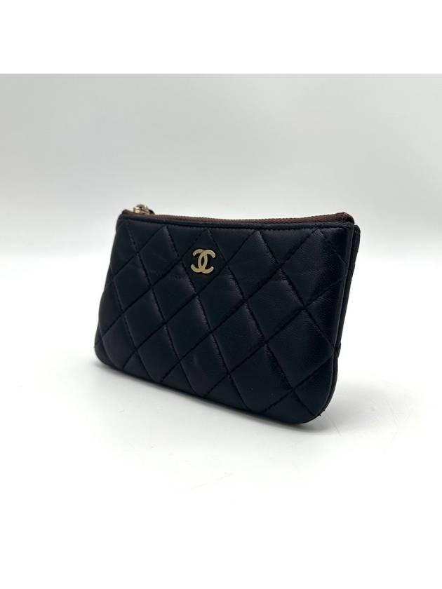 Lambskin mini pouch - CHANEL - BALAAN 4