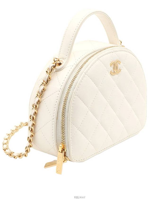 women shoulder bag - CHANEL - BALAAN 4