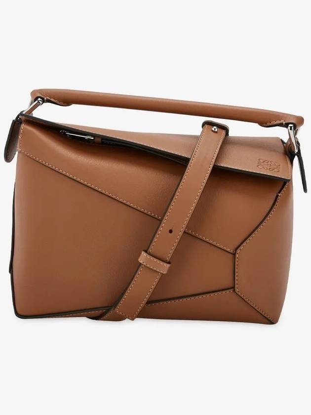 Classic Calfskin Small Puzzle Tote Bag Brown - LOEWE - BALAAN 3