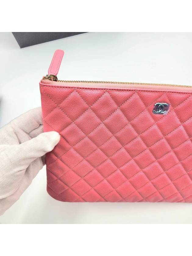 Women's Clutch Bag Pouch Caviar Medium Pink A82545 - CHANEL - BALAAN 3