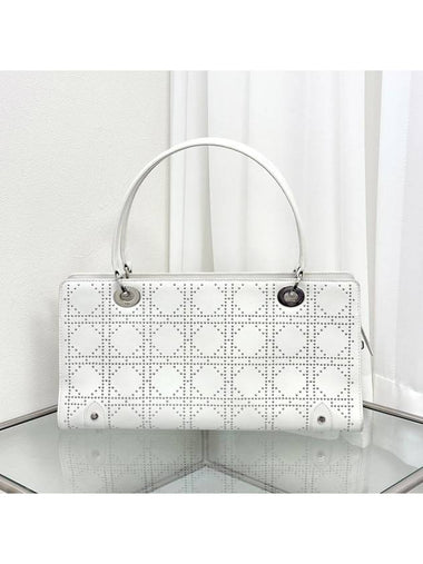 Ivory Stud DeJoy Cannage Tote Bag 3VDIB22591 - DIOR - BALAAN 1