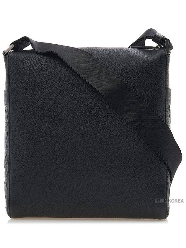 Embossed Logo Cross Bag Black - SALVATORE FERRAGAMO - BALAAN 4