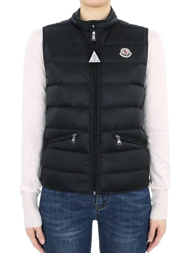 Kids Logo Patch Lightweight Padded Vest Black 1A00055 595FE 999 12 14A Adults can be worn - MONCLER - BALAAN 3