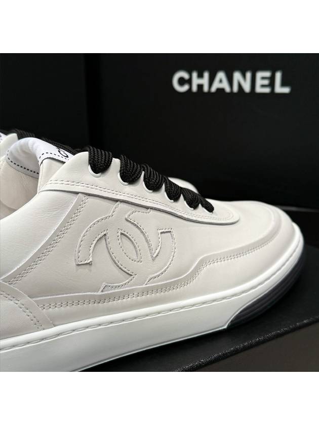 Calfskin Low Top Sneakers White - CHANEL - BALAAN 6