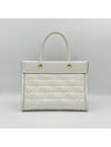 embossed logo tote bag - MIU MIU - BALAAN 1