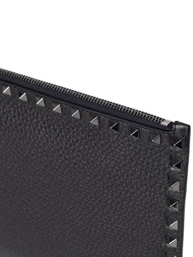 Rockstud Clutch Stampa Alce MY2P0565VAP 0NO All Black - VALENTINO - BALAAN 4