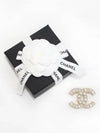 Classic CC Logo Pearl Crystal Brooch Gold - CHANEL - BALAAN 9