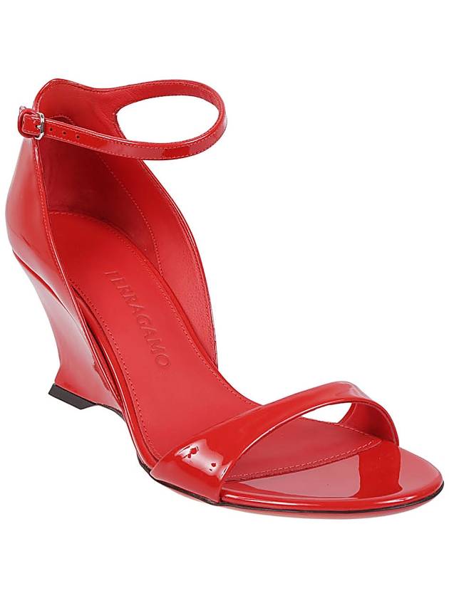 23 fw patent leather OPENTOE sandals 01G484766346003 B0710809036 - SALVATORE FERRAGAMO - BALAAN 3