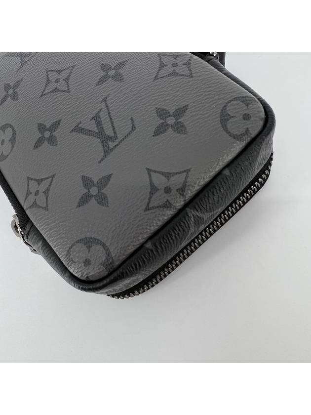 Reverse Monogram Phone Holder Cross Bag M69534 - LOUIS VUITTON - BALAAN 7