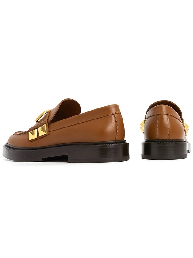 Calfskin Studded Sign Loafer Brown - VALENTINO - BALAAN.