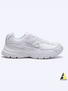 Initiator Low Top Sneakers White - NIKE - BALAAN 2