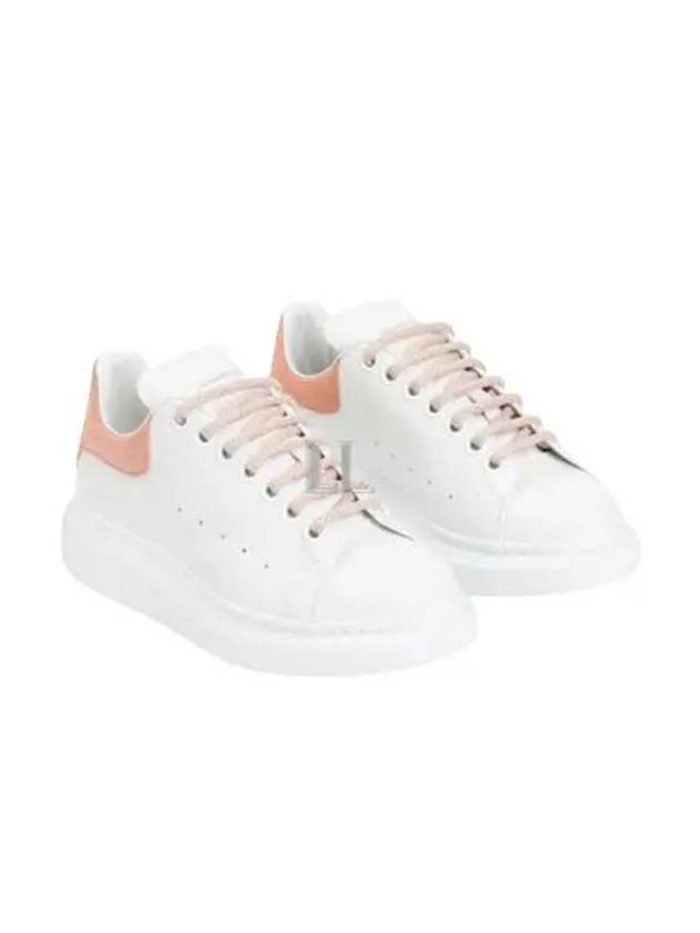 Women's Oversized Low Top Sneakers White - ALEXANDER MCQUEEN - BALAAN 2