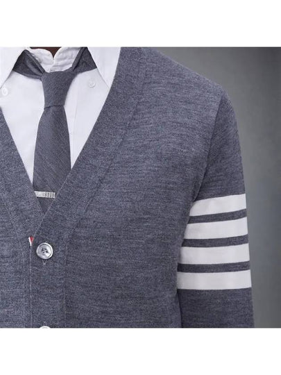 Men's Sustainable Classic Diagonal Wool Cardigan Medium Grey - THOM BROWNE - BALAAN 2