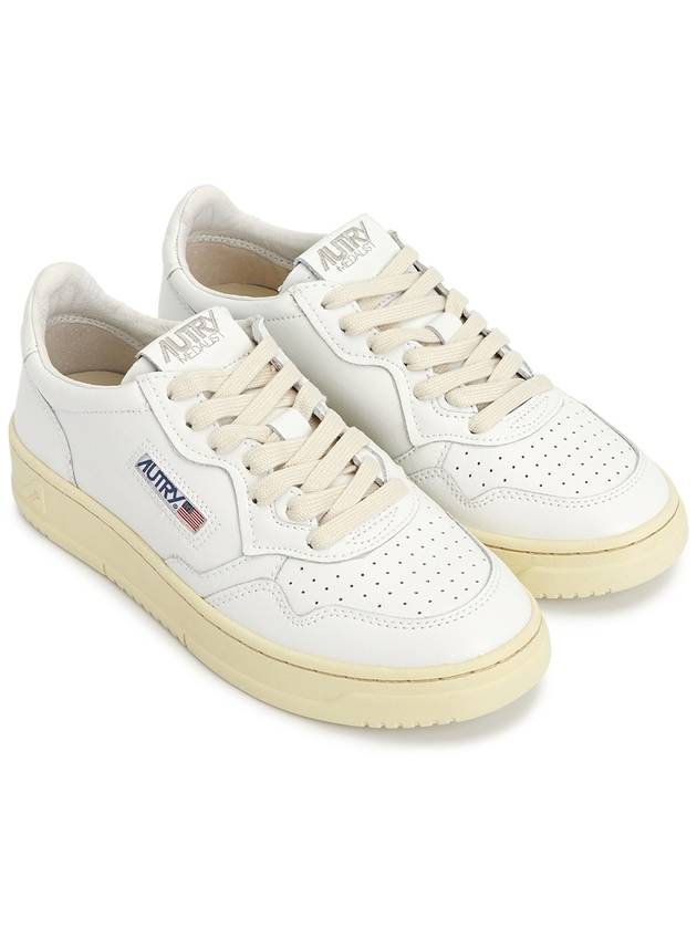 Medalist Leather Low Top Sneakers White - AUTRY - BALAAN 4