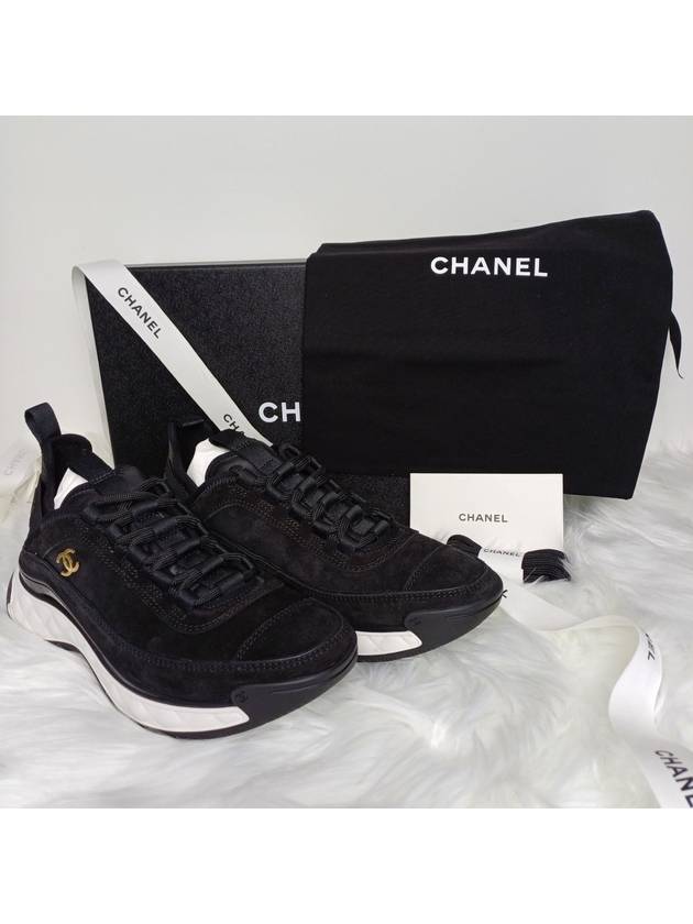 Logo Mixed Fibers Suede Low Top Sneakers Black - CHANEL - BALAAN 2