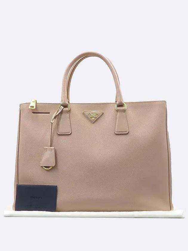 BN1786 Pink beige SAFFIANO LUX gold triangle logo tote bag - PRADA - BALAAN 1