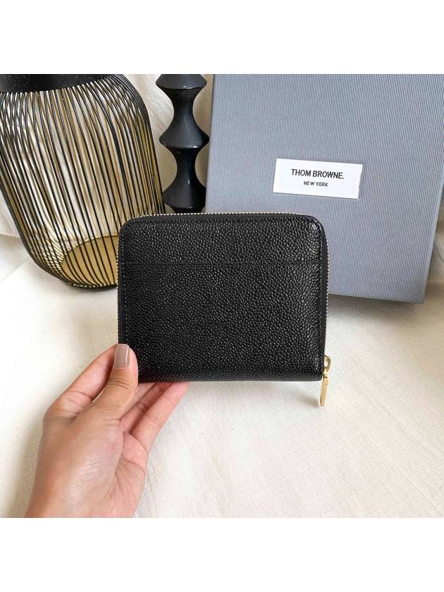 Three Stripes Pebble Grain Zipper Round Half Wallet Black - THOM BROWNE - BALAAN 5