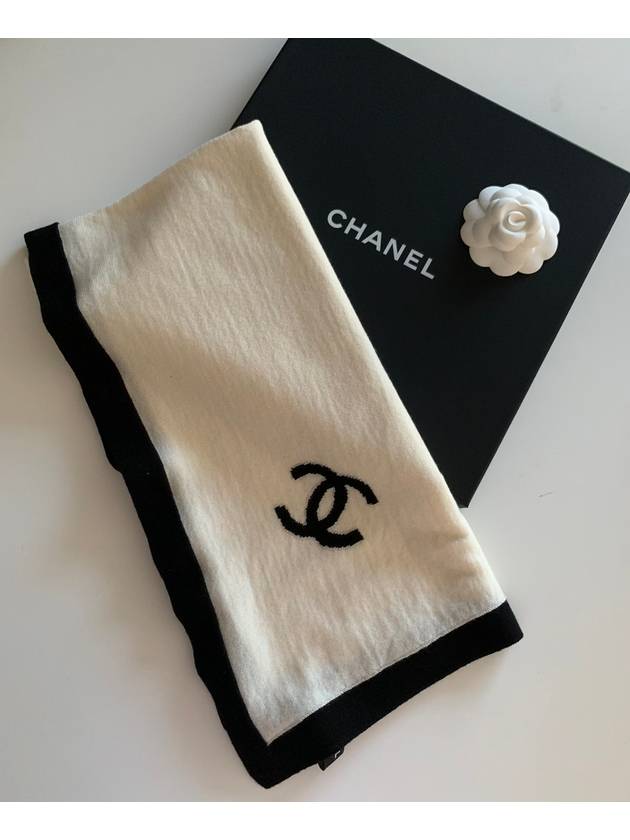 25K CC logo wool cashmere scarf muffler shawl stole - CHANEL - BALAAN 1