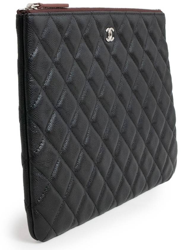 Medium Classic Clutch Bag Caviar Leather & Gold Black - CHANEL - BALAAN 4