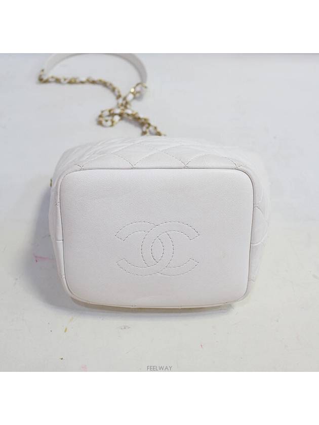 women cross bag - CHANEL - BALAAN 5